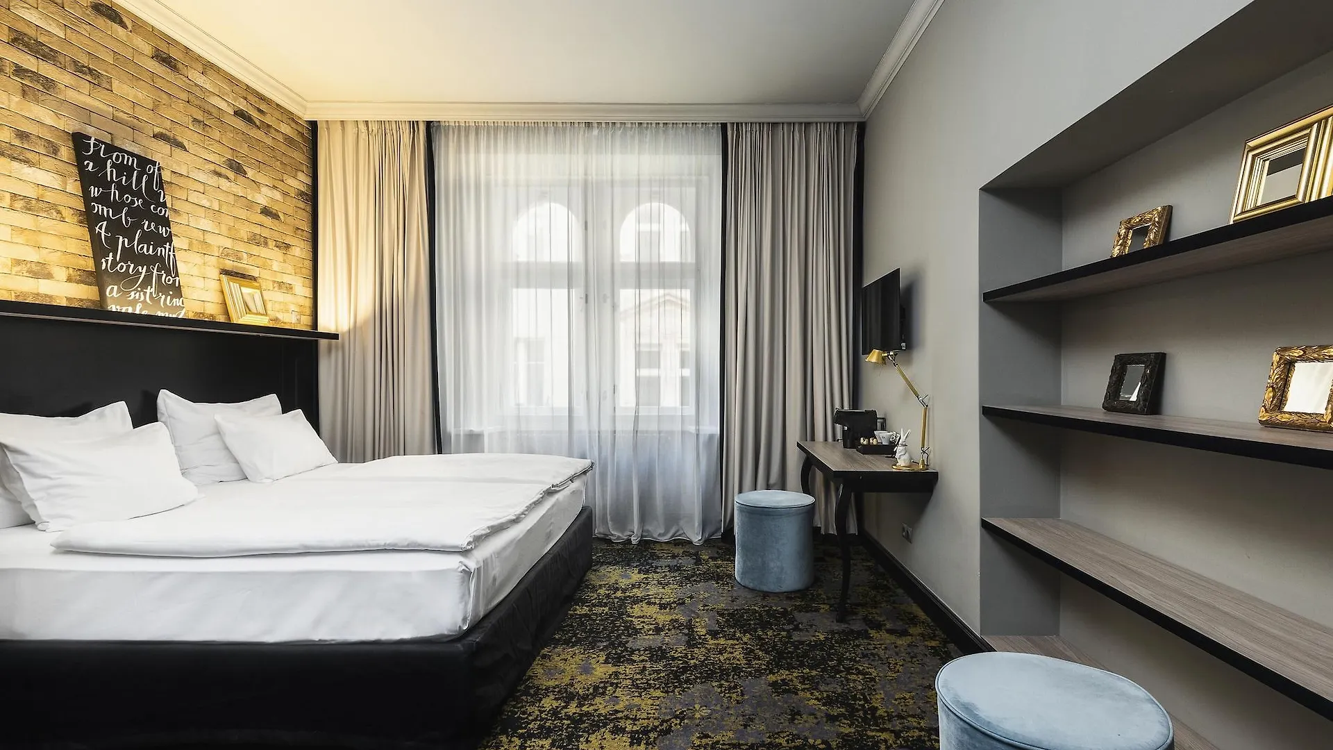 Numa Prague Root Aparthotel