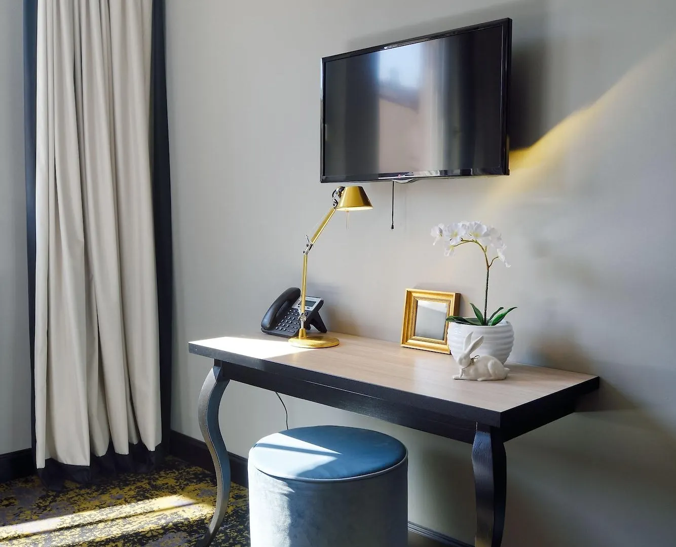 Numa Prague Root Aparthotel