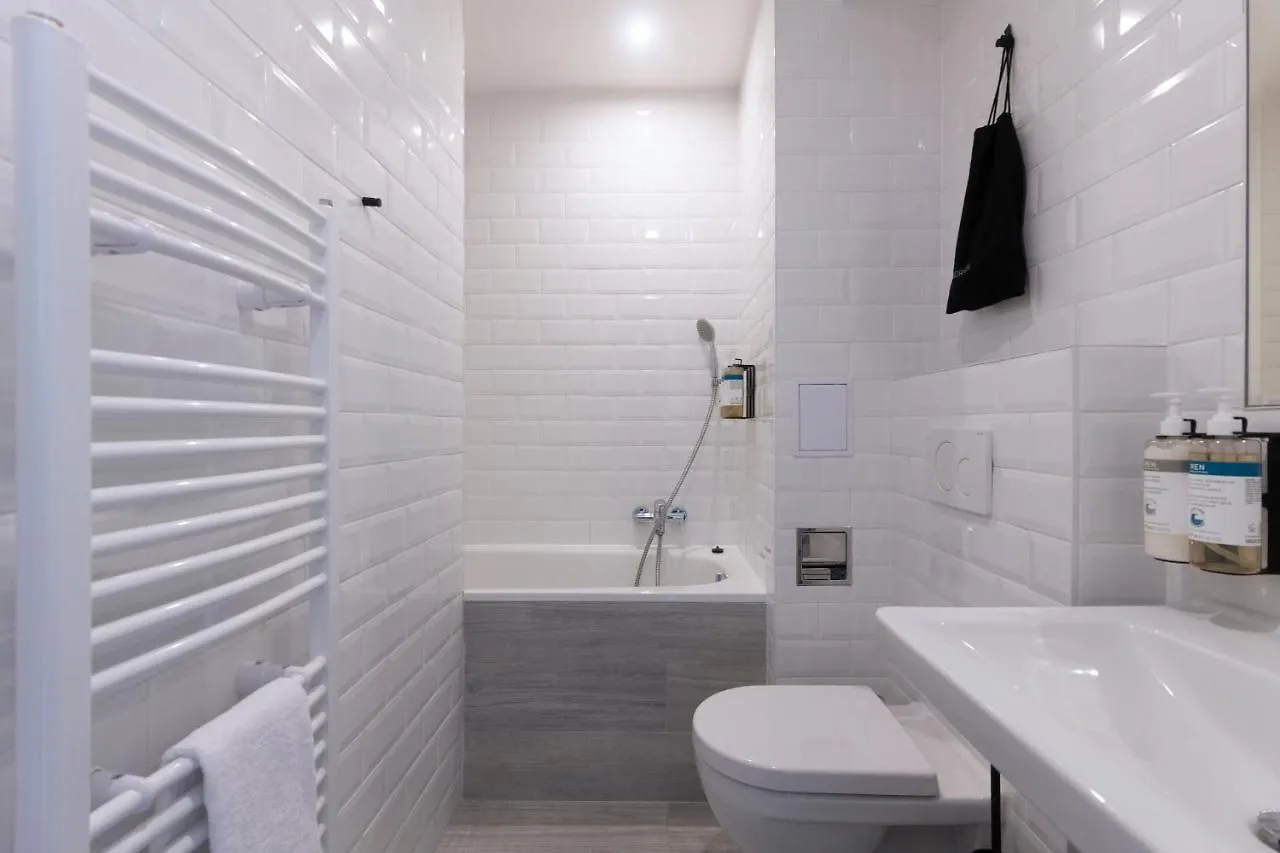 Numa Prague Root Aparthotel 4*,
