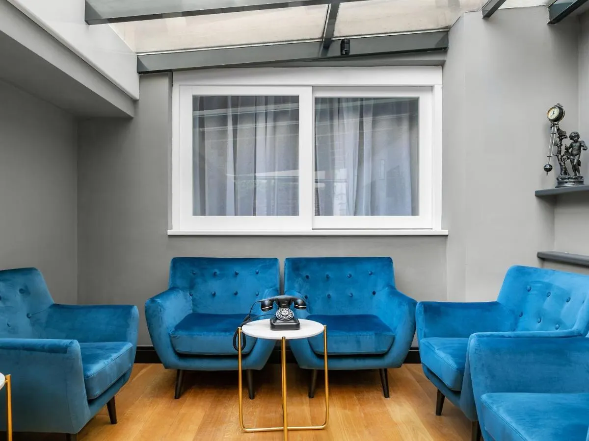 Numa Prague Root Aparthotel