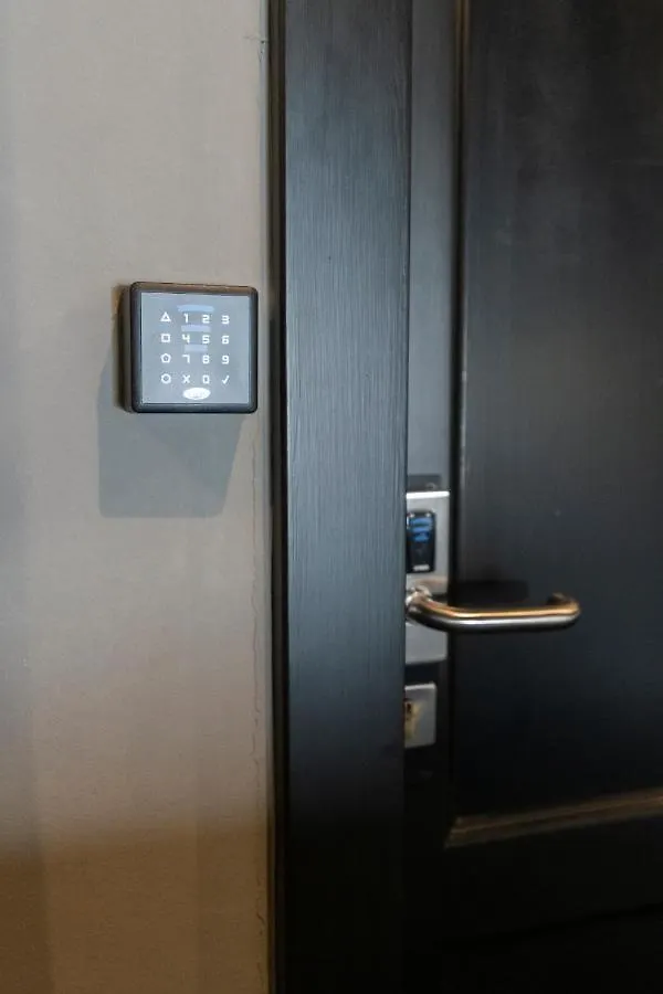 Numa Prague Root Aparthotel 4*,